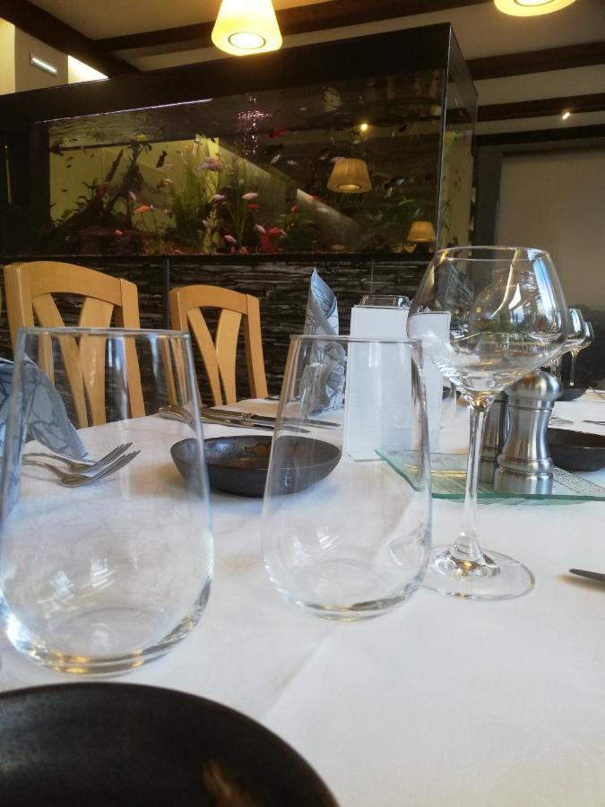 Hotel Restaurant Le Moschenross Thann Dış mekan fotoğraf