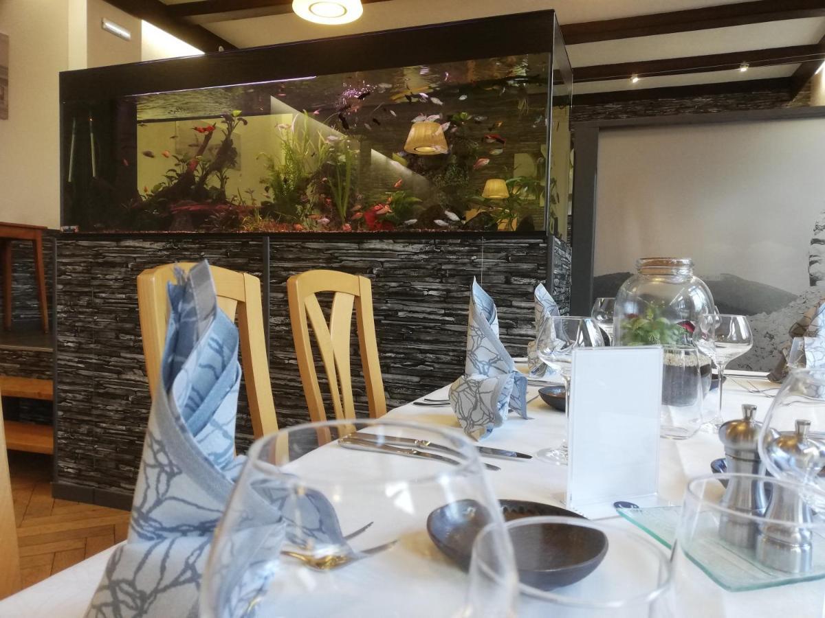 Hotel Restaurant Le Moschenross Thann Dış mekan fotoğraf